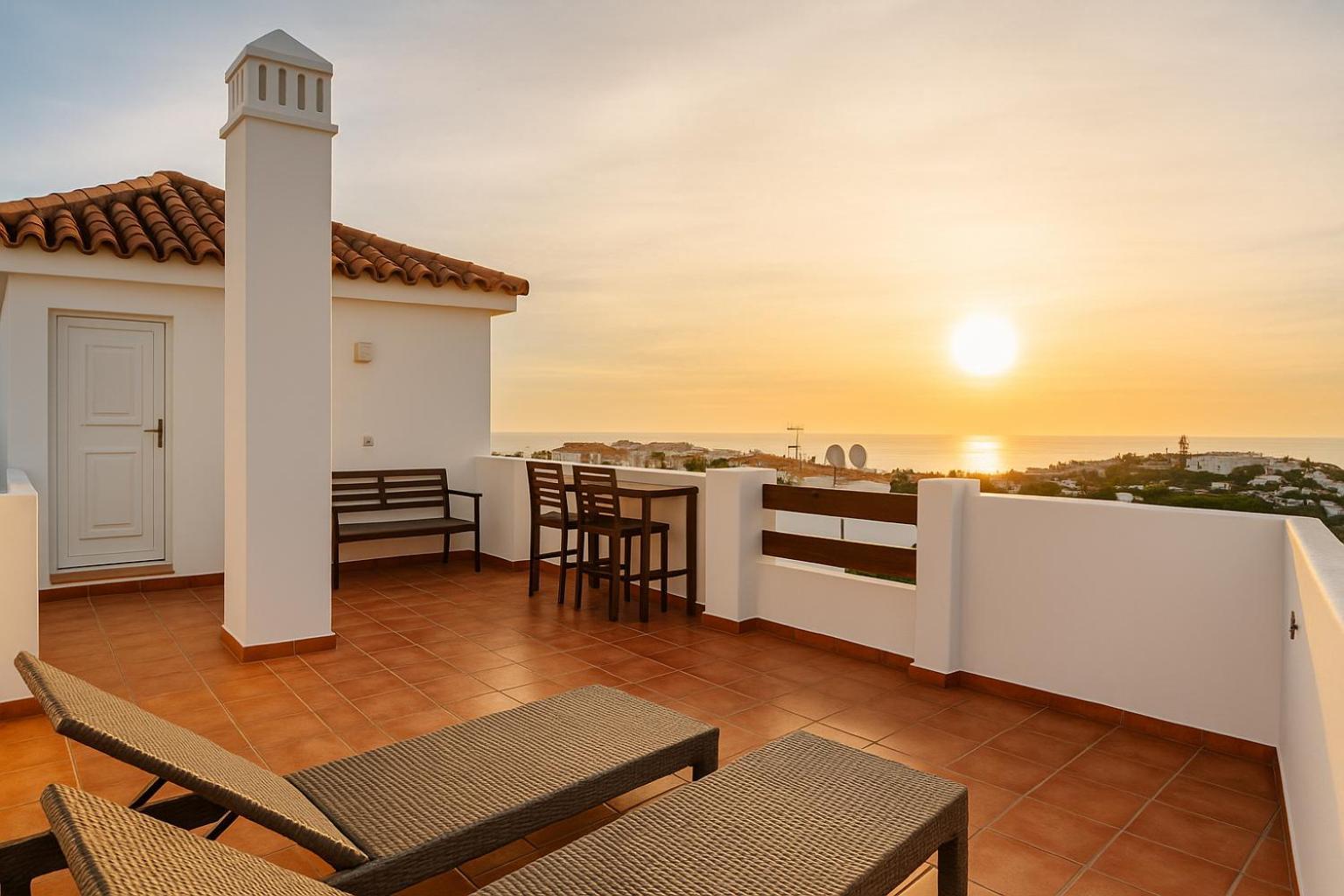 Penthouse Sea View - Valle Romano Golf Estepona Exteriör bild